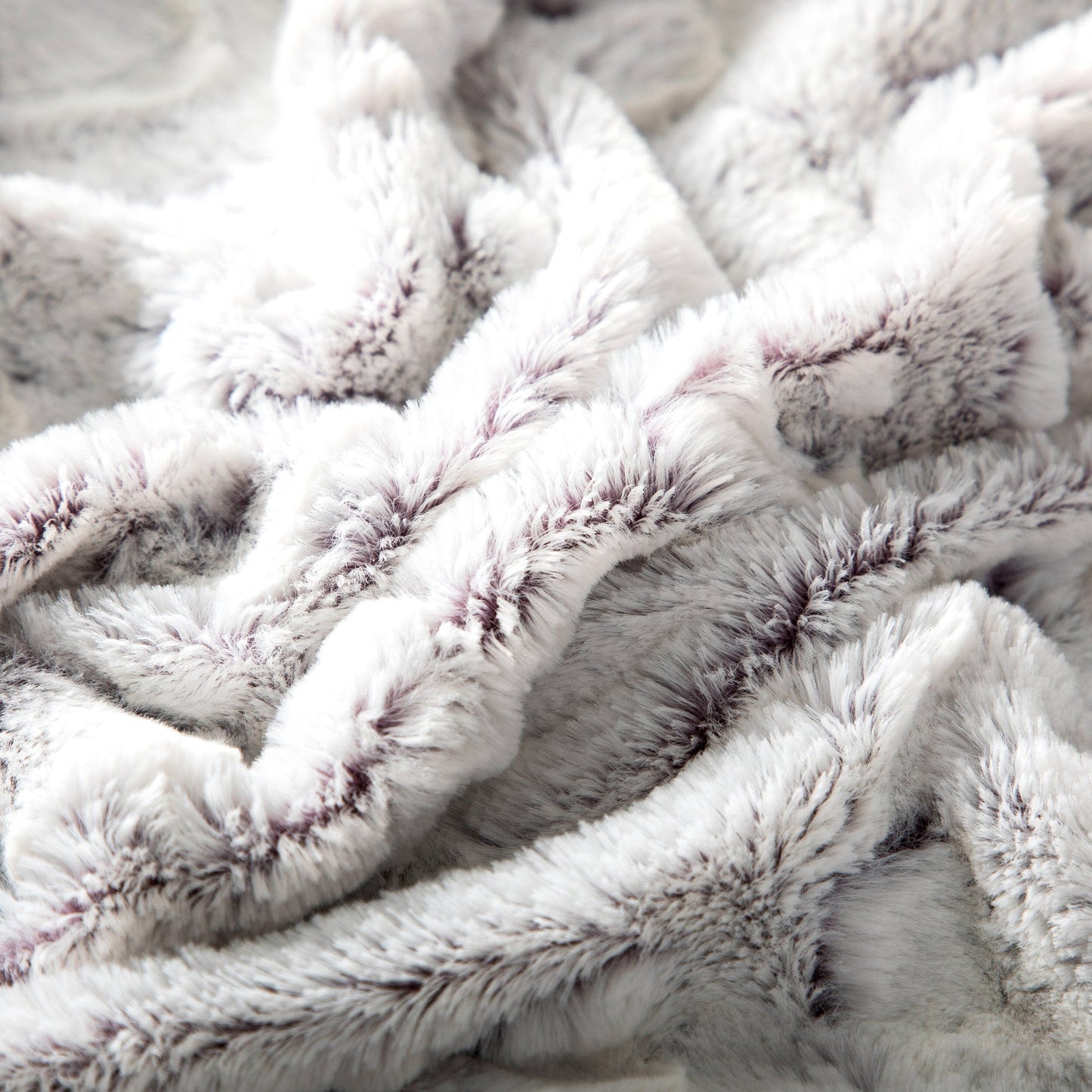 DaDa Bedding Luxury Dreamy Milky White & Purple Sherpa Backside Faux Fur Throw Blanket (M3395)-4