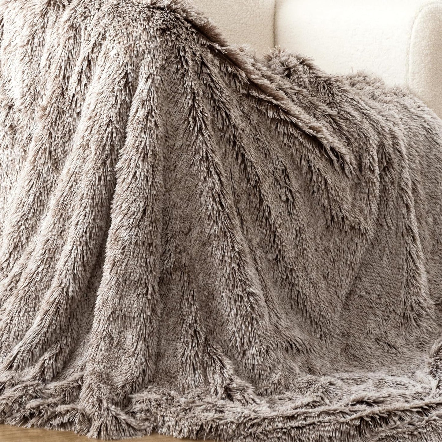 NNEDSZ Double Sided Faux Fur Shaggy Throw Blanket - Chestnut-3