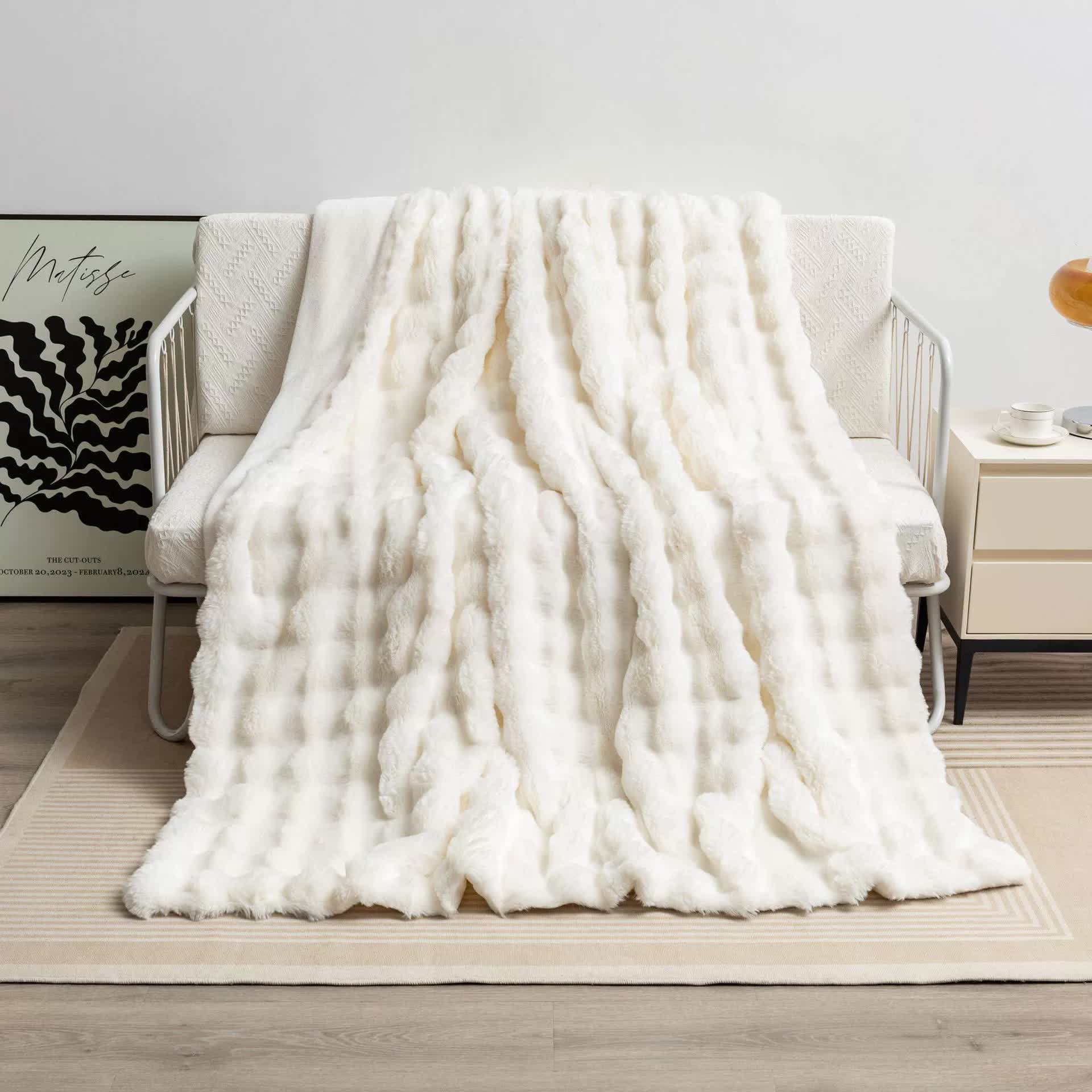 NNEDSZ Off White 130*160cm Plush Toscana Rabbit Hair Throw Blanket - Soft Flannel Fleece for All Seasons, Perfect for Couch & Bed-0